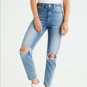 american eagle ripped mom jeans